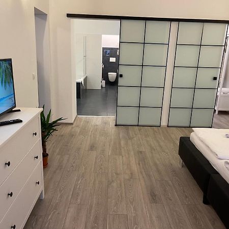Fancy Apartment In The City Center Viena Exterior foto