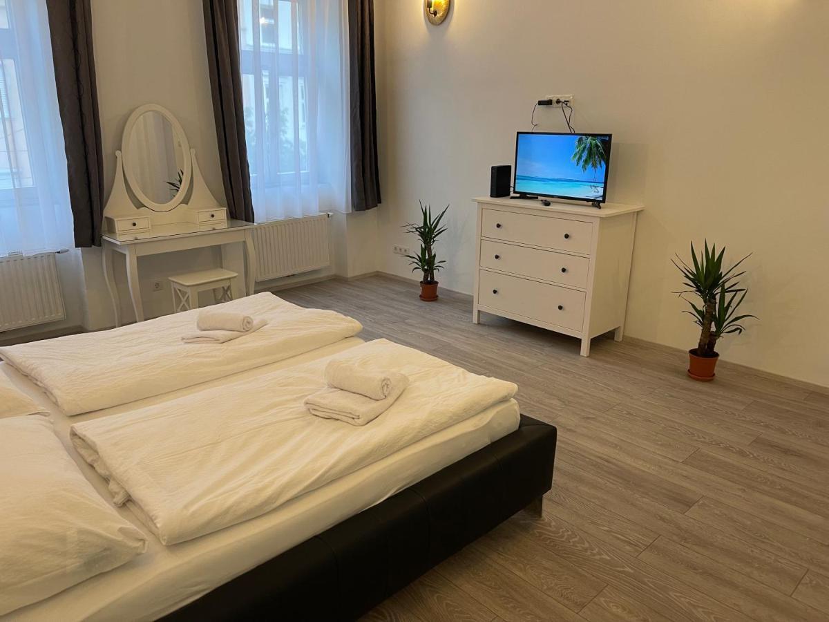Fancy Apartment In The City Center Viena Exterior foto
