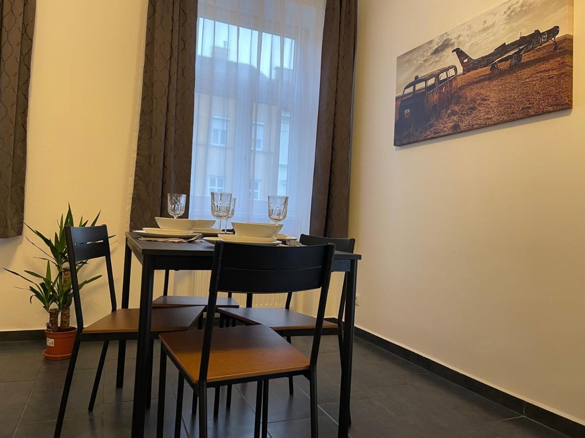 Fancy Apartment In The City Center Viena Exterior foto